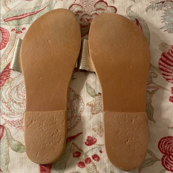 Ancient Greek Sandals Taygete Gold Ribbed Minimalist Sandals - Picture 8 of 10